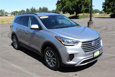 2017 Hyundai Santa Fe SE   - Photo 1 - Salem, OR 97317