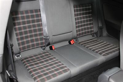 2009 Volkswagen GTI Base PZEV - Photo 14 - Salem, OR 97317