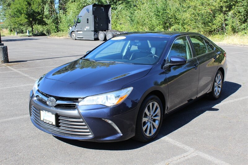 2016 Toyota Camry XLE  