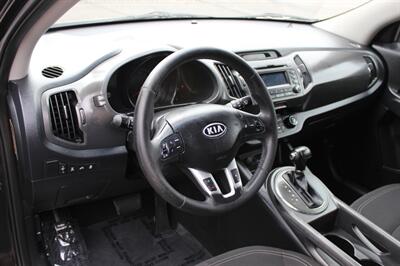 2011 Kia Sportage EX   - Photo 9 - Salem, OR 97317