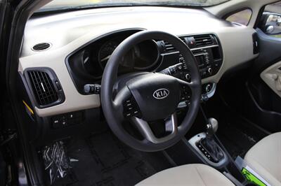 2012 Kia Rio 5-Door LX   - Photo 9 - Salem, OR 97317