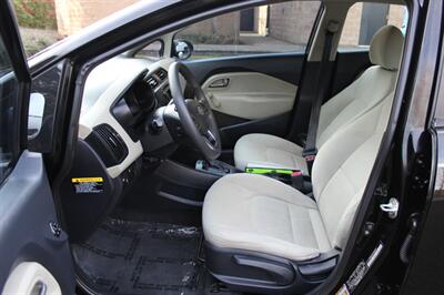 2012 Kia Rio 5-Door LX   - Photo 10 - Salem, OR 97317