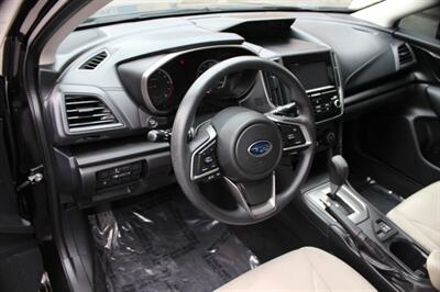 2017 Subaru Impreza Premium   - Photo 9 - Salem, OR 97317