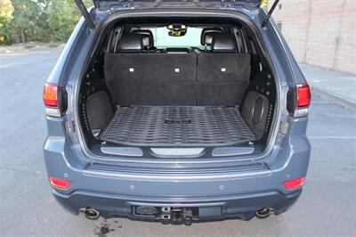 2017 Jeep Grand Cherokee Trailhawk   - Photo 15 - Salem, OR 97317