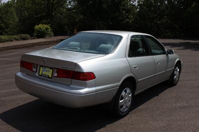 2000 Toyota Camry CE   - Photo 4 - Salem, OR 97317