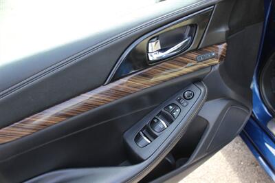 2018 Nissan Maxima Platinum   - Photo 11 - Salem, OR 97317