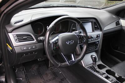 2015 Hyundai Sonata Limited 2.0T   - Photo 9 - Salem, OR 97317