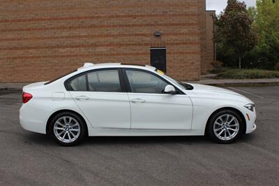2017 BMW 320i   - Photo 5 - Salem, OR 97317