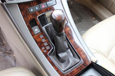 2012 Buick Lacrosse Leather   - Photo 12 - Salem, OR 97317