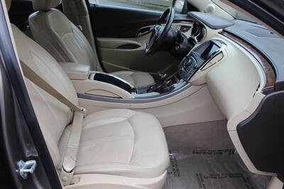 2012 Buick Lacrosse Leather   - Photo 17 - Salem, OR 97317