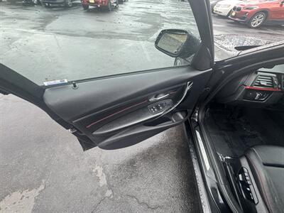 2013 BMW 3 Series 328i - Photo 14 - Salem, OR 97317