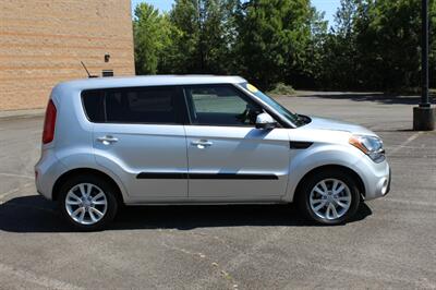 2012 Kia Soul + - Photo 5 - Salem, OR 97317
