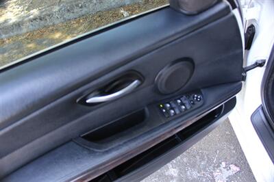 2007 BMW 328i - Photo 11 - Salem, OR 97317