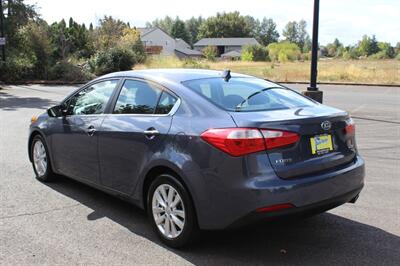 2014 Kia Forte EX   - Photo 3 - Salem, OR 97317