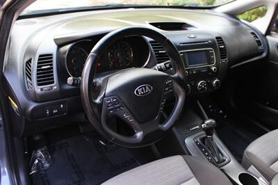 2014 Kia Forte EX   - Photo 9 - Salem, OR 97317