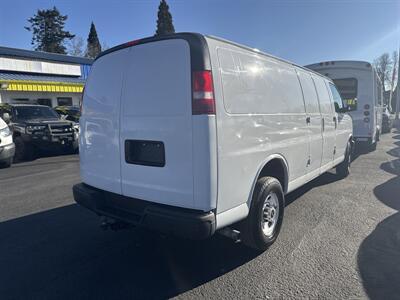 2017 GMC Savana 2500   - Photo 3 - Salem, OR 97317