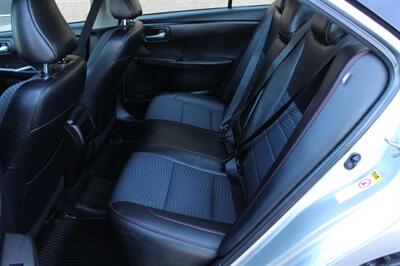 2015 Toyota Camry SE - Photo 13 - Salem, OR 97317