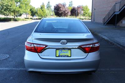 2015 Toyota Camry SE - Photo 8 - Salem, OR 97317