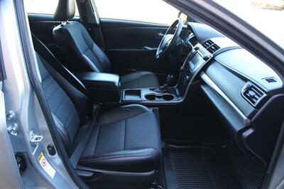 2015 Toyota Camry SE - Photo 17 - Salem, OR 97317