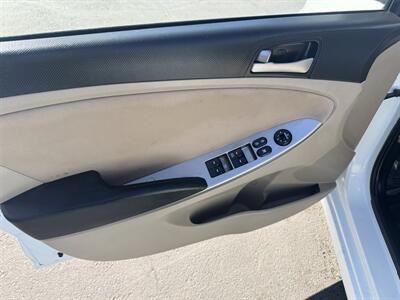 2016 Hyundai ACCENT SE   - Photo 14 - Salem, OR 97317