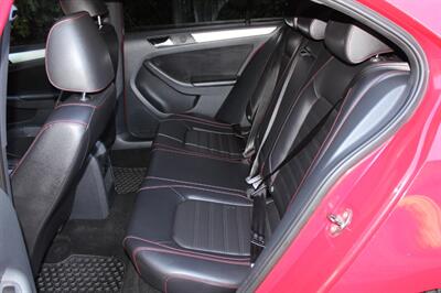 2014 Volkswagen Jetta GLI Autobahn PZEV - Photo 13 - Salem, OR 97317