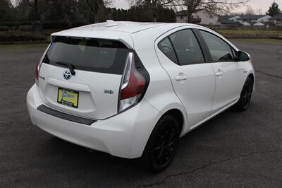 2015 Toyota Prius C One   - Photo 4 - Salem, OR 97317