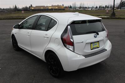 2015 Toyota Prius C One   - Photo 3 - Salem, OR 97317