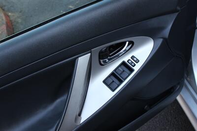 2007 Toyota Camry SE V6   - Photo 11 - Salem, OR 97317