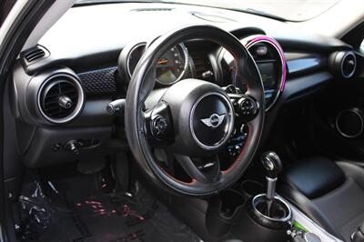 2015 MINI Cooper 5-door S   - Photo 9 - Salem, OR 97317