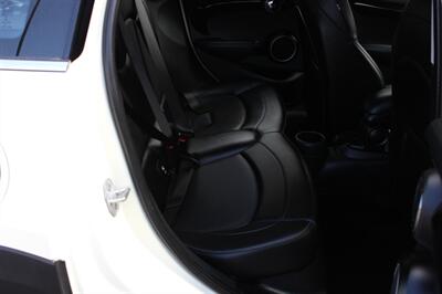 2015 MINI Cooper 5-door S   - Photo 16 - Salem, OR 97317