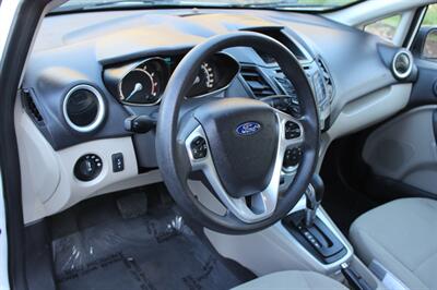 2019 Ford Fiesta SE   - Photo 9 - Salem, OR 97317