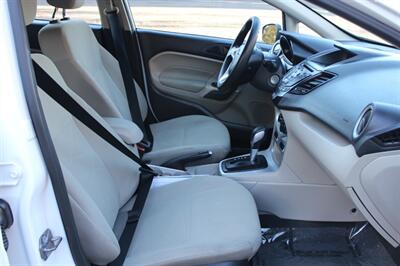 2019 Ford Fiesta SE   - Photo 17 - Salem, OR 97317