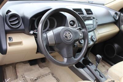 2011 Toyota RAV4   - Photo 9 - Salem, OR 97317