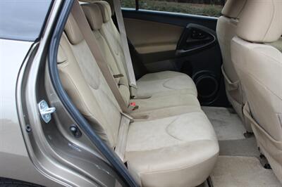2011 Toyota RAV4   - Photo 16 - Salem, OR 97317
