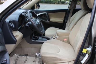2011 Toyota RAV4   - Photo 10 - Salem, OR 97317