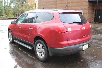 2012 Chevrolet Traverse LT   - Photo 3 - Salem, OR 97317