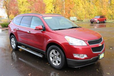 2012 Chevrolet Traverse LT   - Photo 1 - Salem, OR 97317