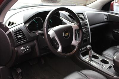 2012 Chevrolet Traverse LT   - Photo 9 - Salem, OR 97317