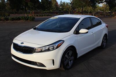 2018 Kia Forte S   - Photo 2 - Salem, OR 97317