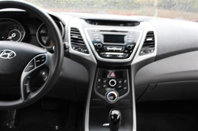 2016 Hyundai Elantra SE   - Photo 15 - Salem, OR 97317