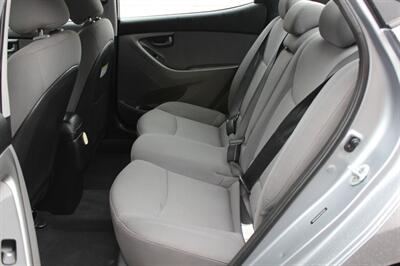 2016 Hyundai Elantra SE   - Photo 14 - Salem, OR 97317
