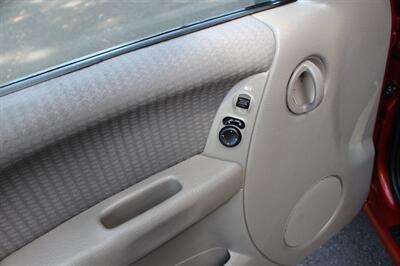 2002 Jeep Liberty Sport - Photo 11 - Salem, OR 97317