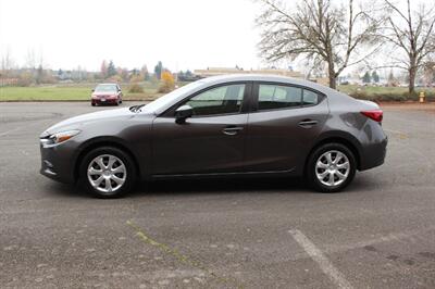 2017 Mazda MAZDA3 Sport   - Photo 7 - Salem, OR 97317