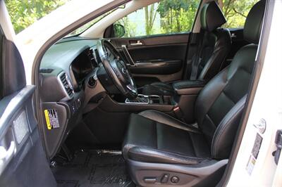 2017 Kia Sportage EX - Photo 10 - Salem, OR 97317
