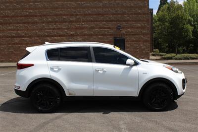 2017 Kia Sportage EX - Photo 5 - Salem, OR 97317