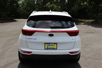 2017 Kia Sportage EX - Photo 8 - Salem, OR 97317
