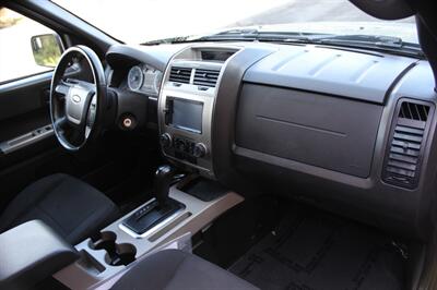 2010 Ford Escape XLT   - Photo 18 - Salem, OR 97317