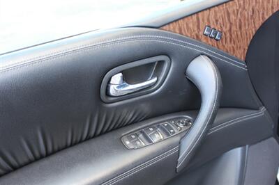2020 Nissan Armada SV   - Photo 11 - Salem, OR 97317