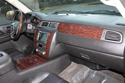2007 GMC Yukon Denali   - Photo 18 - Salem, OR 97317