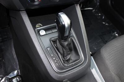 2015 Volkswagen Jetta S   - Photo 12 - Salem, OR 97317